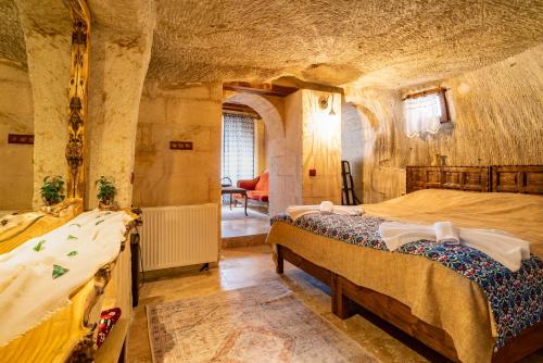 cappadocia inans cave and swimming pool hot