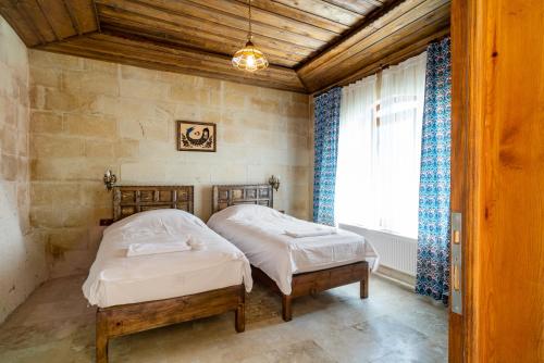 cappadocia inans cave and swimming pool hot