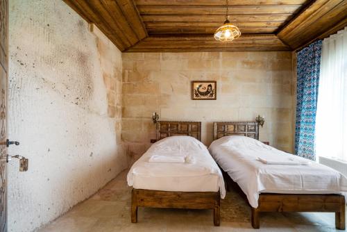 cappadocia inans cave and swimming pool hot