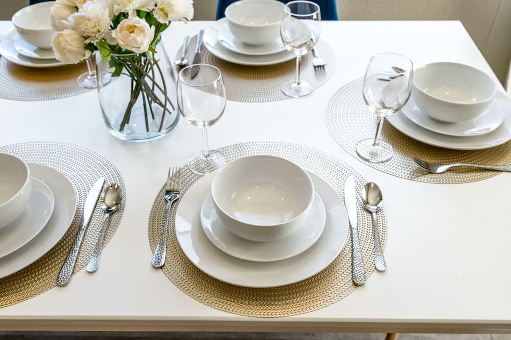 designer apt with jacuzzi pool mountain views