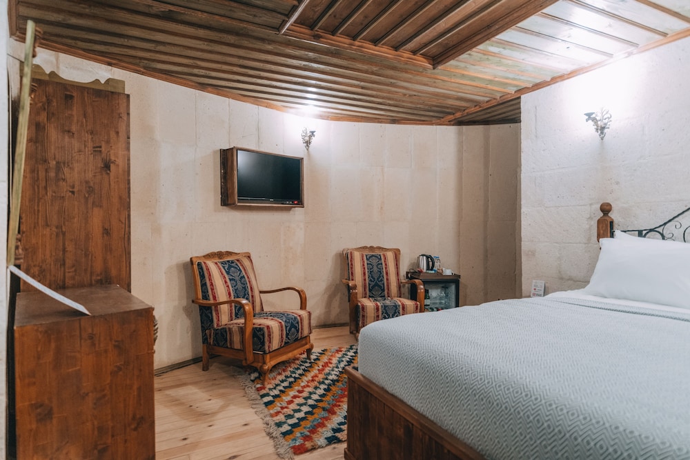 sora cave hotel