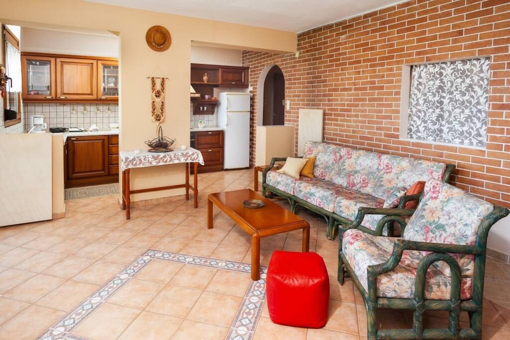 villa karmelina flat