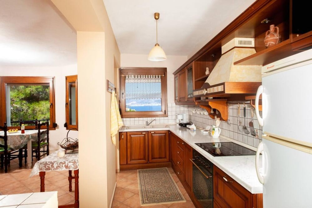 villa karmelina flat