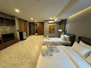 premier hostel chiang mai