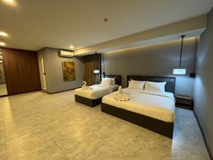 premier hostel chiang mai