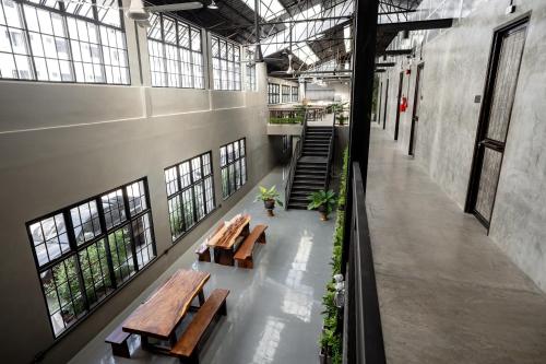 premier hostel chiang mai