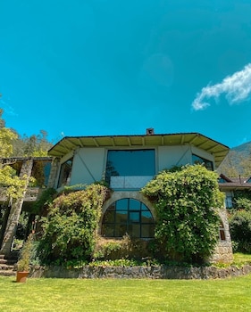akasha yoga resort and ecospa