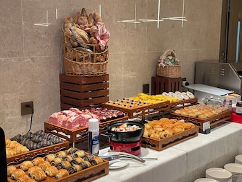 crowne plaza hangzhou linping an ihg hotel