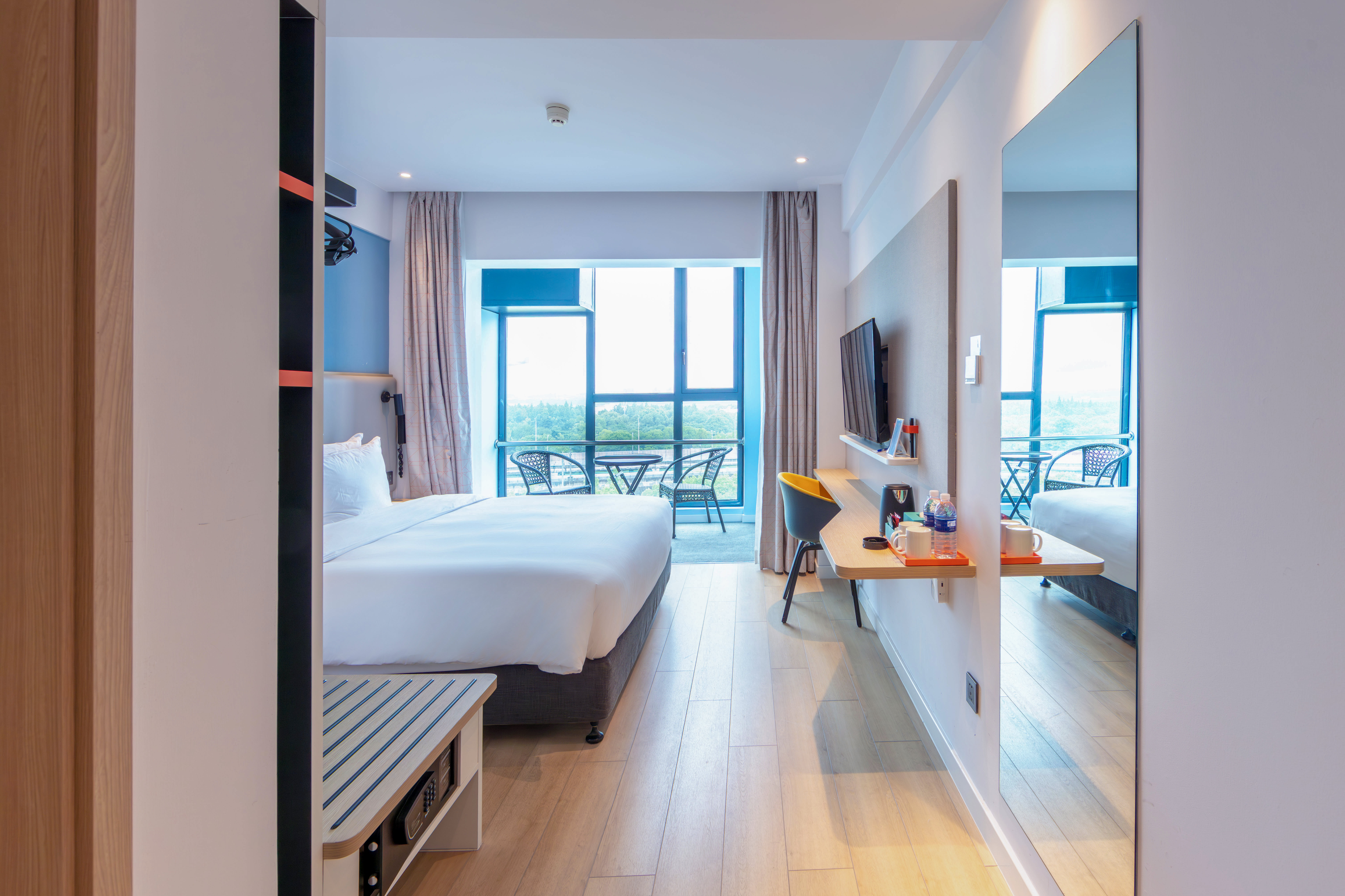 holiday inn express shanghai pudong airport an ihg hotel