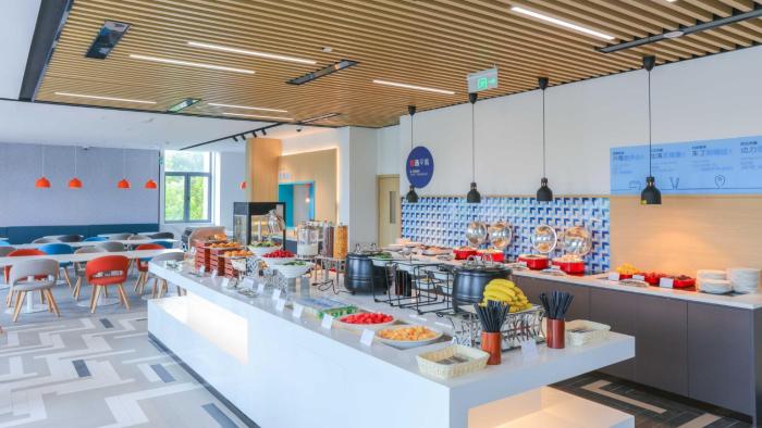 holiday inn express shanghai pudong airport an ihg hotel