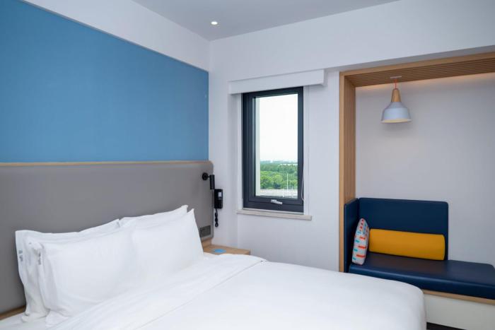 holiday inn express shanghai pudong airport an ihg hotel