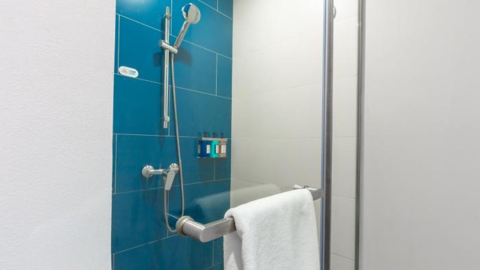 holiday inn express shanghai pudong airport an ihg hotel