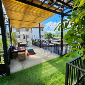 capital o 75422 million pillows