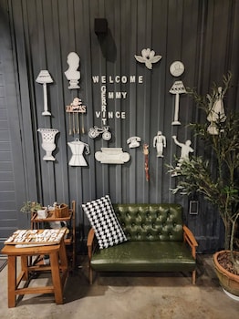 capital o 75422 million pillows