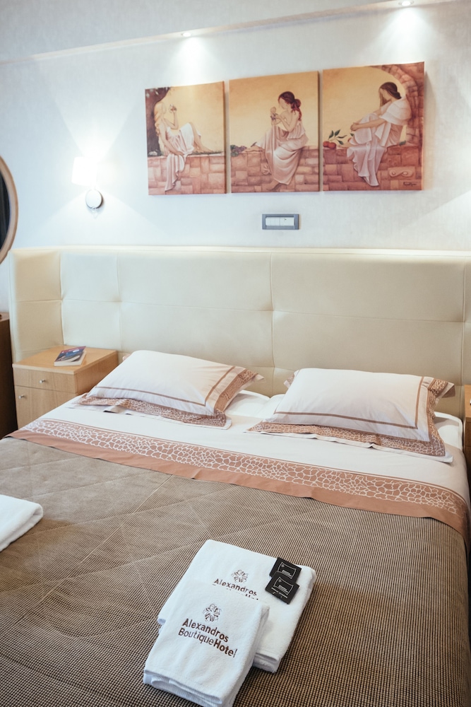 alexandros boutique hotel