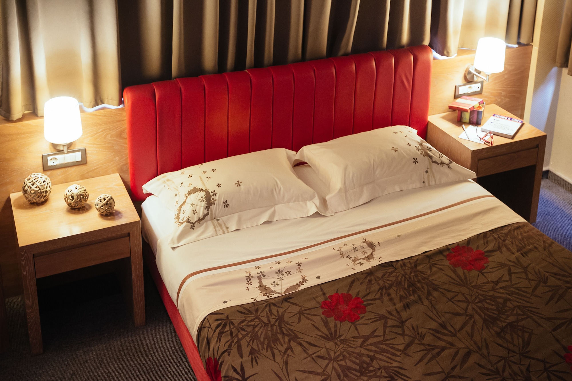 alexandros boutique hotel