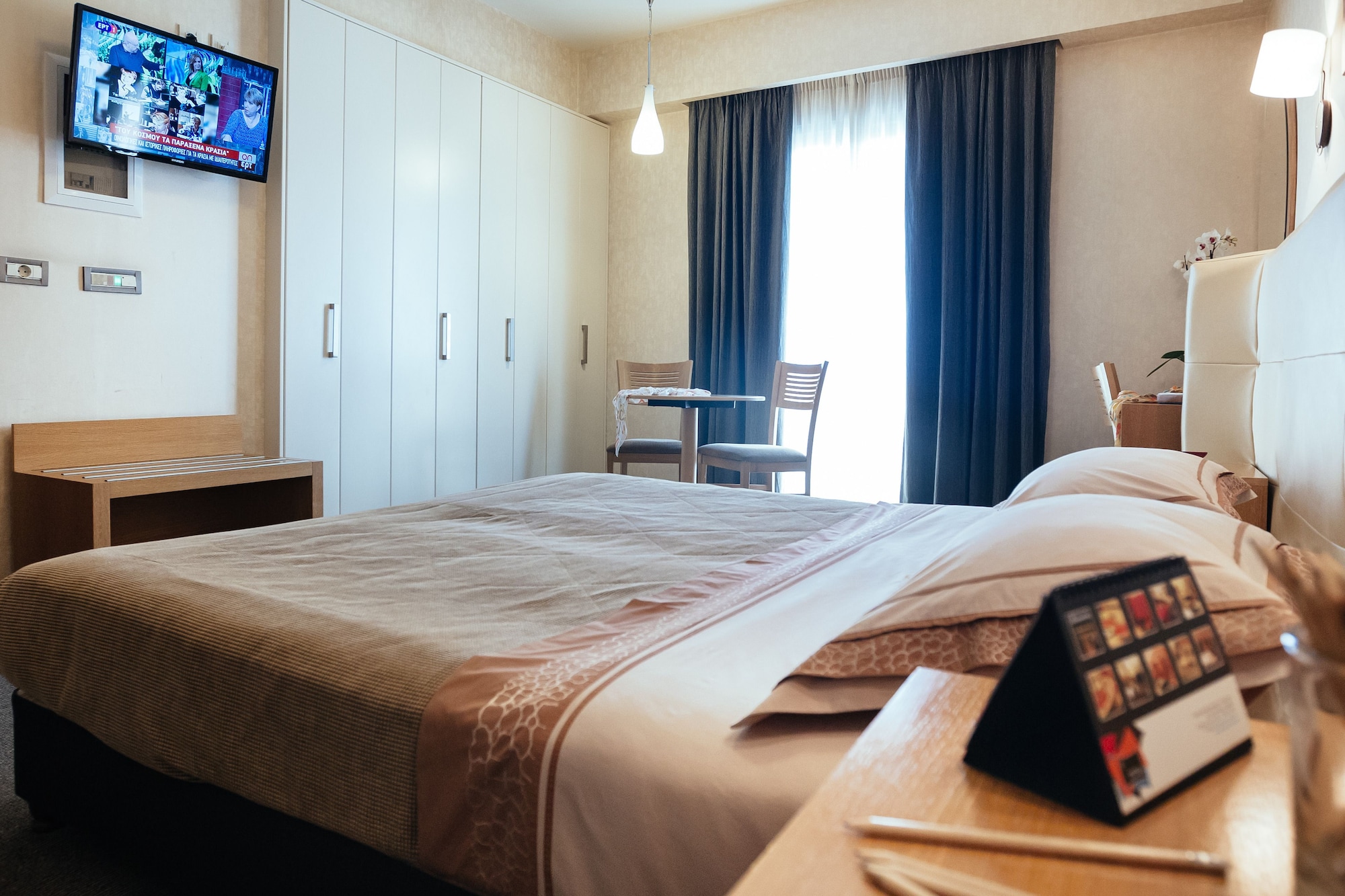 alexandros boutique hotel