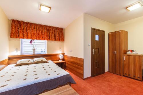 Hotel-24,Gmina Radzanowo>>Plock,2 star