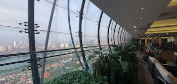 mcity infinity pool klcc