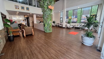 joli hotel