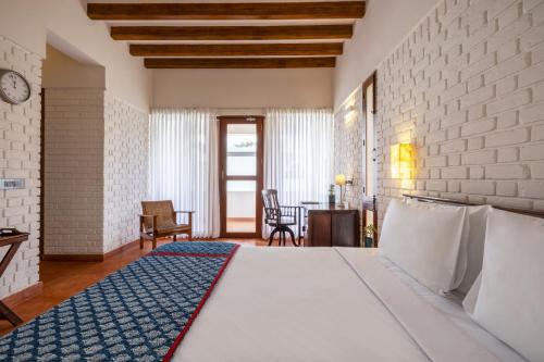 ama stays and trails forest home hosur