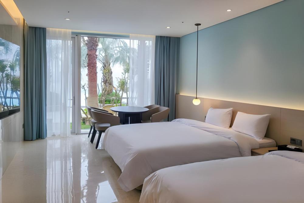 calacatta hotel and resort