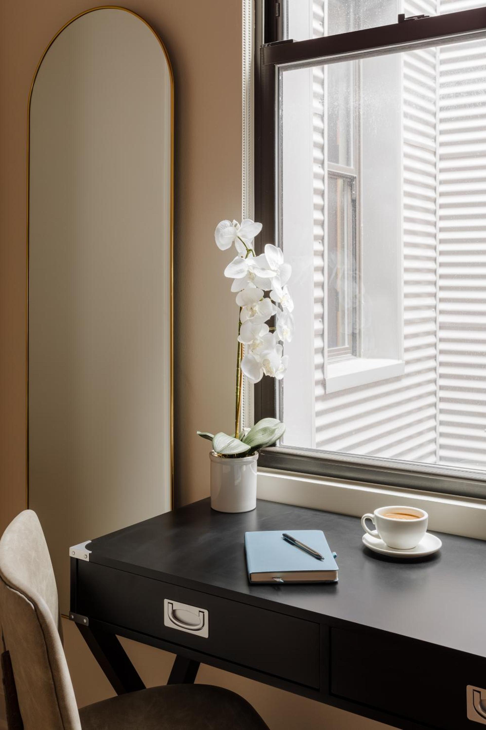 found hotel chicago river north