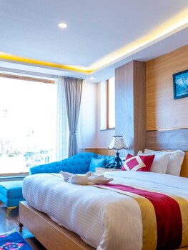 hotel yakroo manang