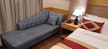 hotel yakroo manang