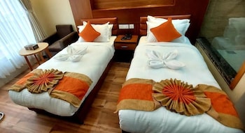 hotel yakroo manang