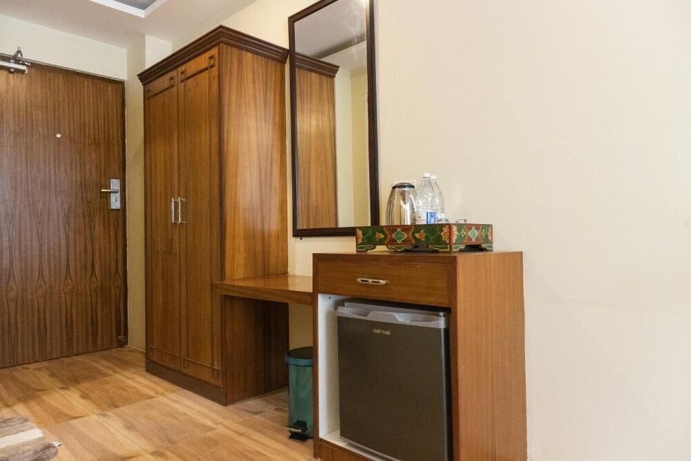 hotel yakroo manang