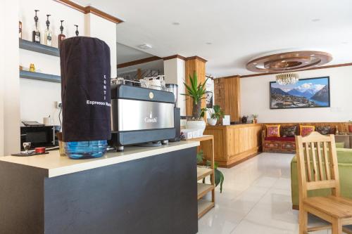 hotel yakroo manang