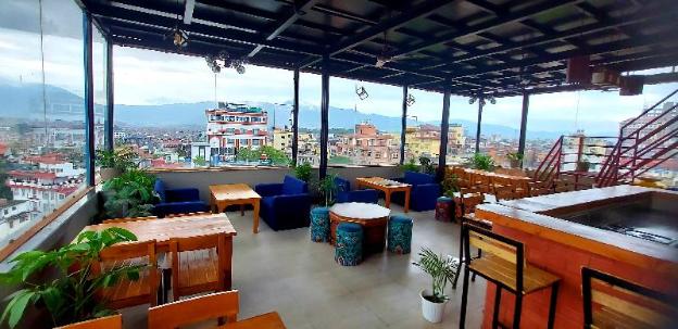hotel yakroo manang