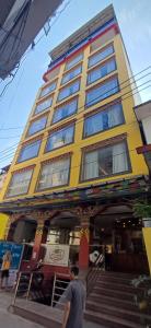 hotel yakroo manang