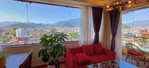hotel yakroo manang
