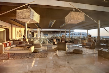 royalton riviera cancun an autograph collection all inclusive resort and casino