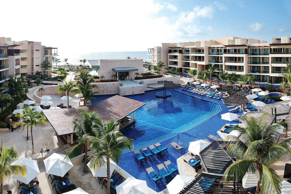 royalton riviera cancun an autograph collection all inclusive resort and casino