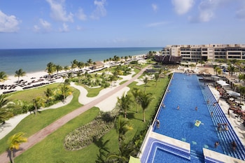 royalton riviera cancun an autograph collection all inclusive resort and casino
