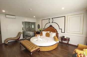 royal van phu hotel