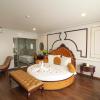 royal van phu hotel