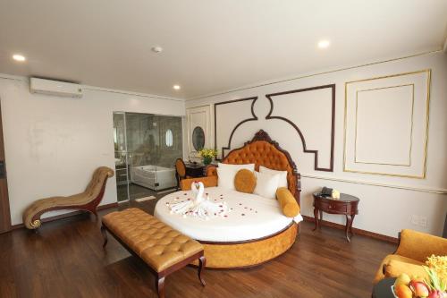 royal van phu hotel