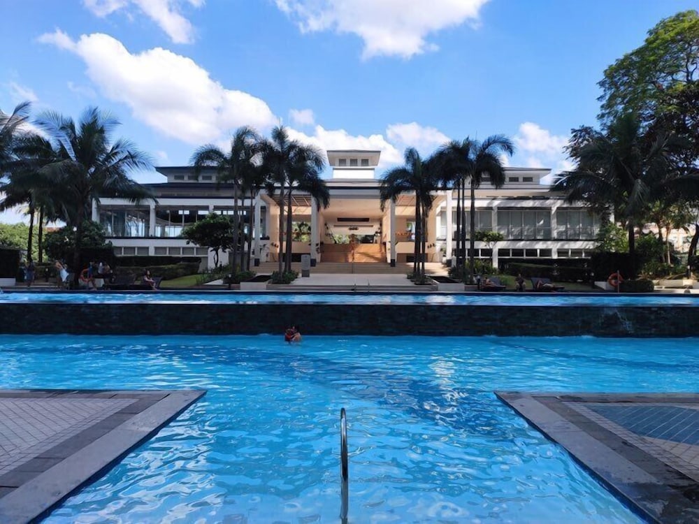 grass residences staycation tandm
