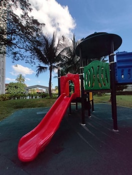 grass residences staycation tandm