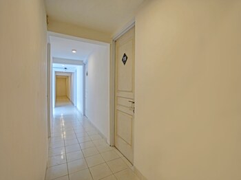 super oyo 91618 hotel nawangwulan