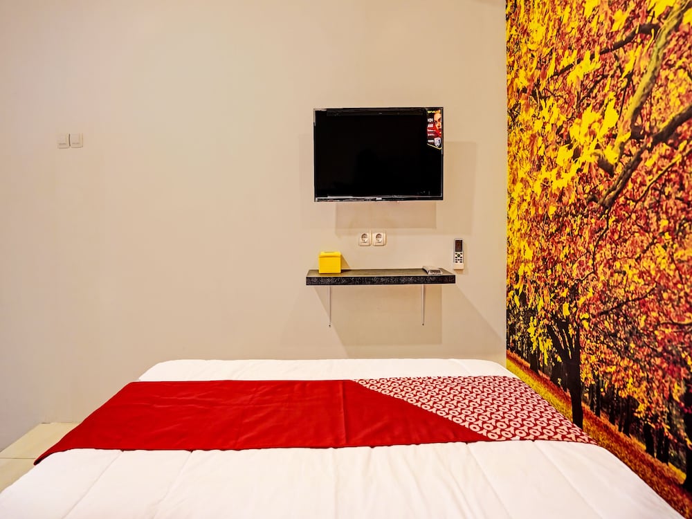 super oyo 91618 hotel nawangwulan