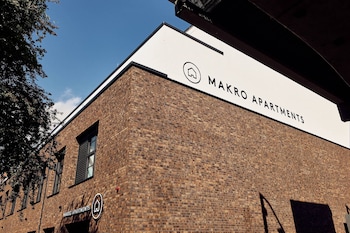 makro apartments