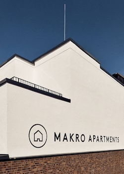 makro apartments