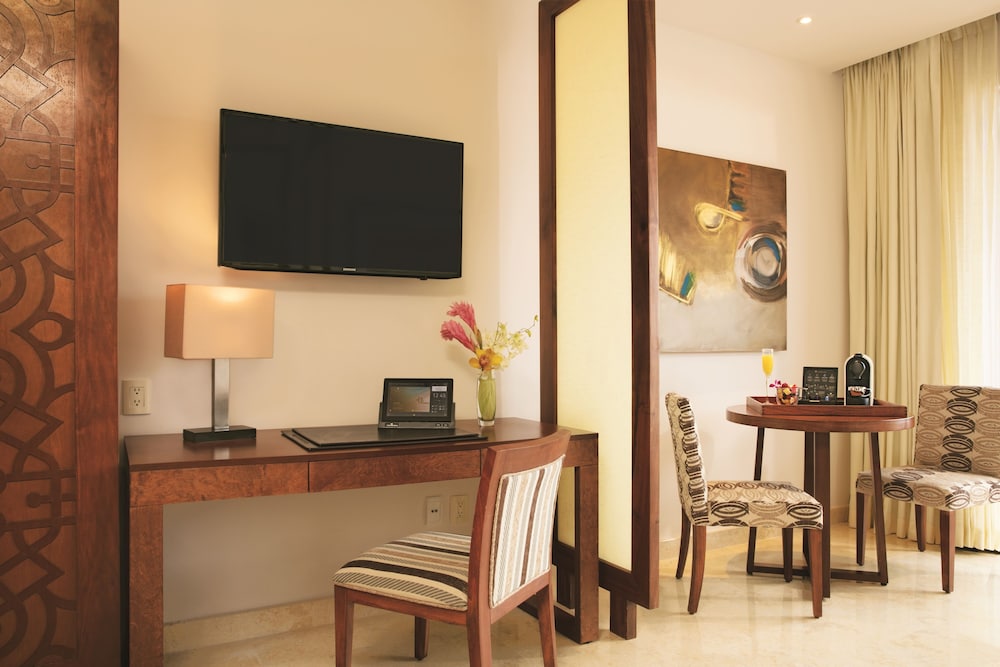 secrets playa mujeres golf and spa resort adults only all inclusive