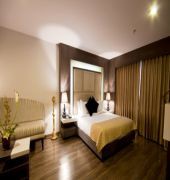 Golden Tulip Jaipur,C-Scheme,5 star