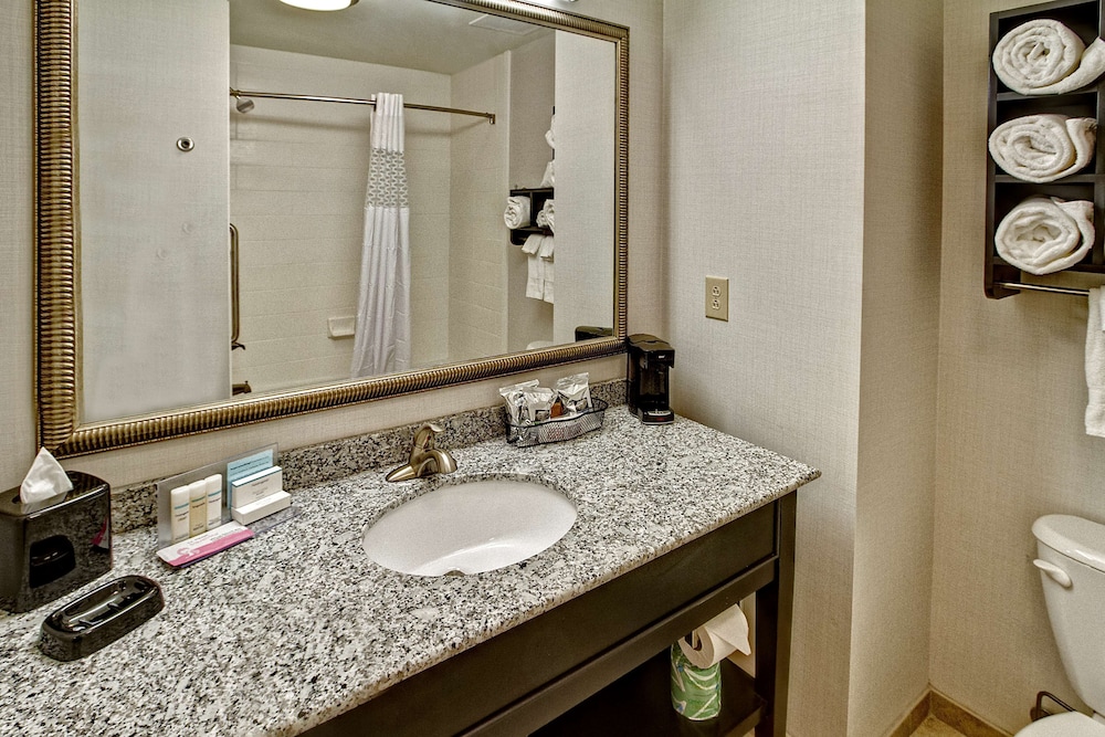 hampton inn clarksdale
